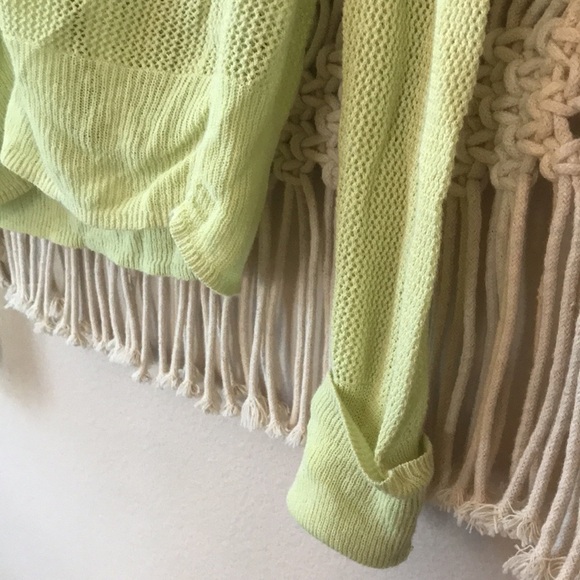 Chicos sz 0 mesh hooded zip up jacket in lime green - Picture 5 of 7